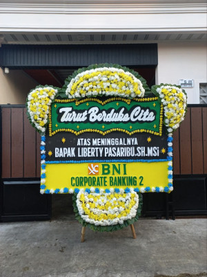 Papan Bunga Duka di Toyomerto